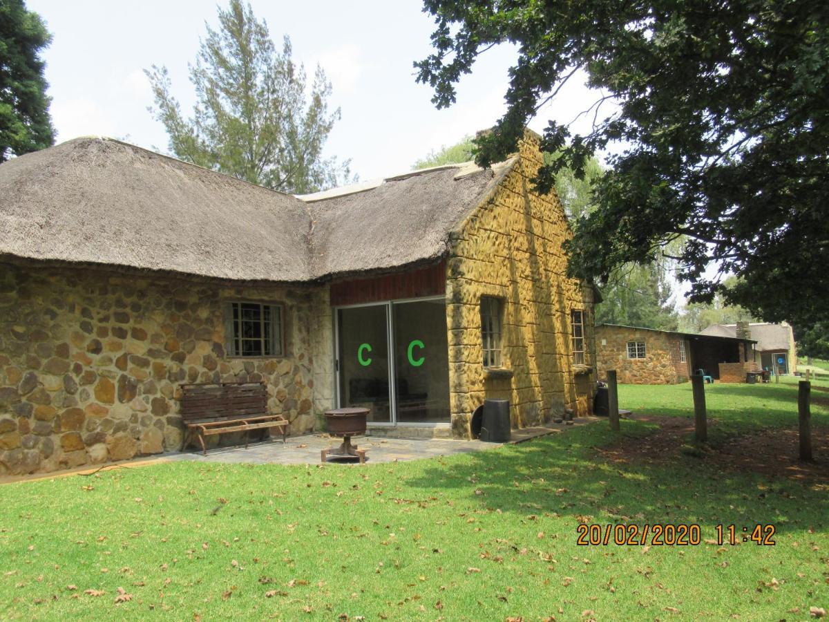 Elandskloof Trout Farm Guest House Dullstroom Exterior foto